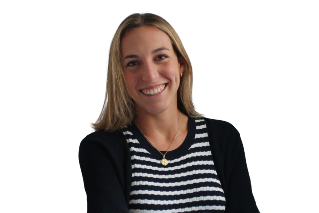 headshot of luciana del valle